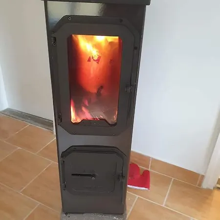 Casa de Férias Gemutliches Ferienhaus In Gunaras *