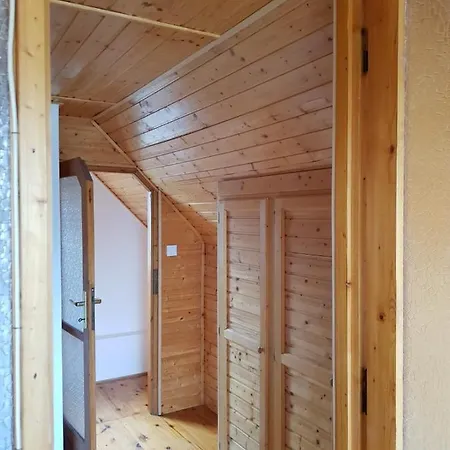 Casa de Férias Gemutliches Ferienhaus In Gunaras *