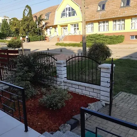Casa de Férias Gemutliches Ferienhaus In Gunaras Dombóvár